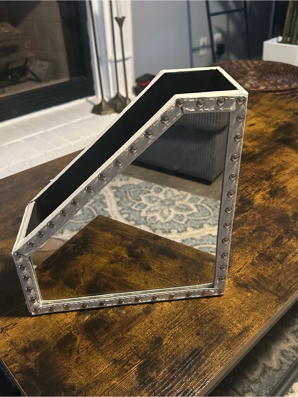 Three Hands Corp Studded Magazine Holder